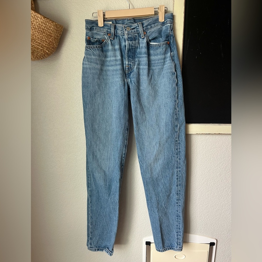 Levi’s‎ 501 Straight Leg Medium Wash 25x31